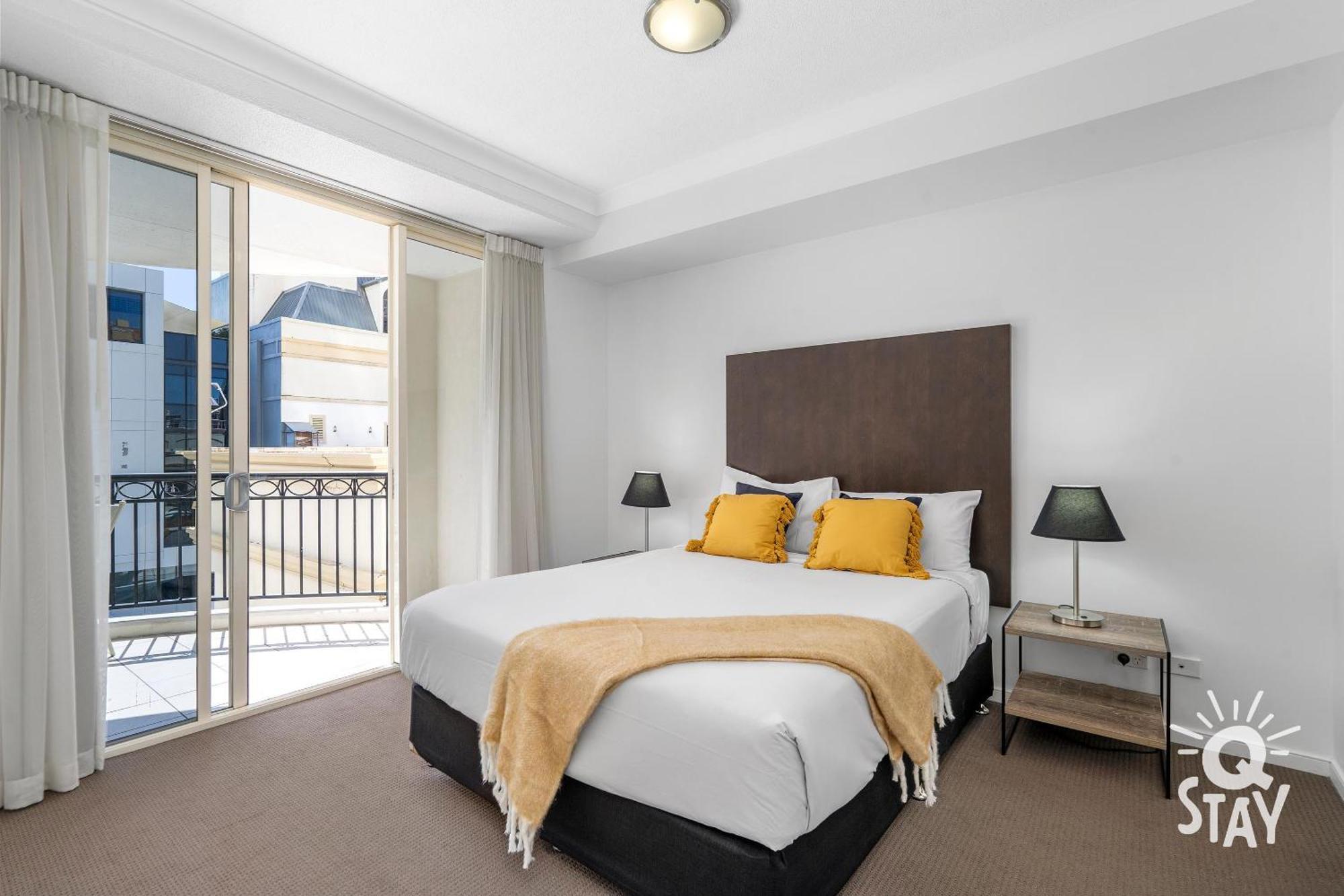 Chevron Renaissance Surfers Paradise Mid Week Madness Deal - Q Stay Guldkusten Exteriör bild