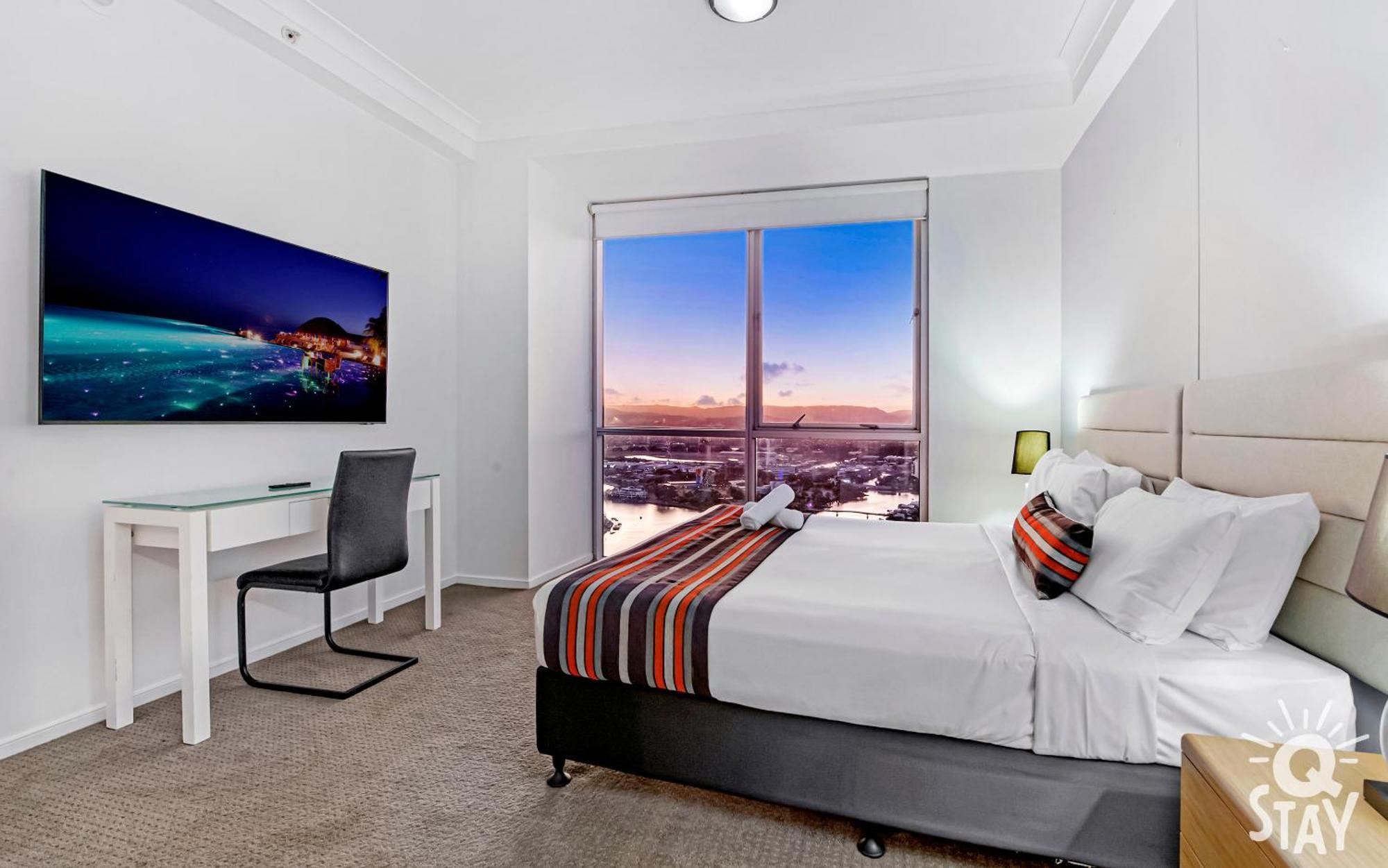 Chevron Renaissance Surfers Paradise Mid Week Madness Deal - Q Stay Guldkusten Exteriör bild