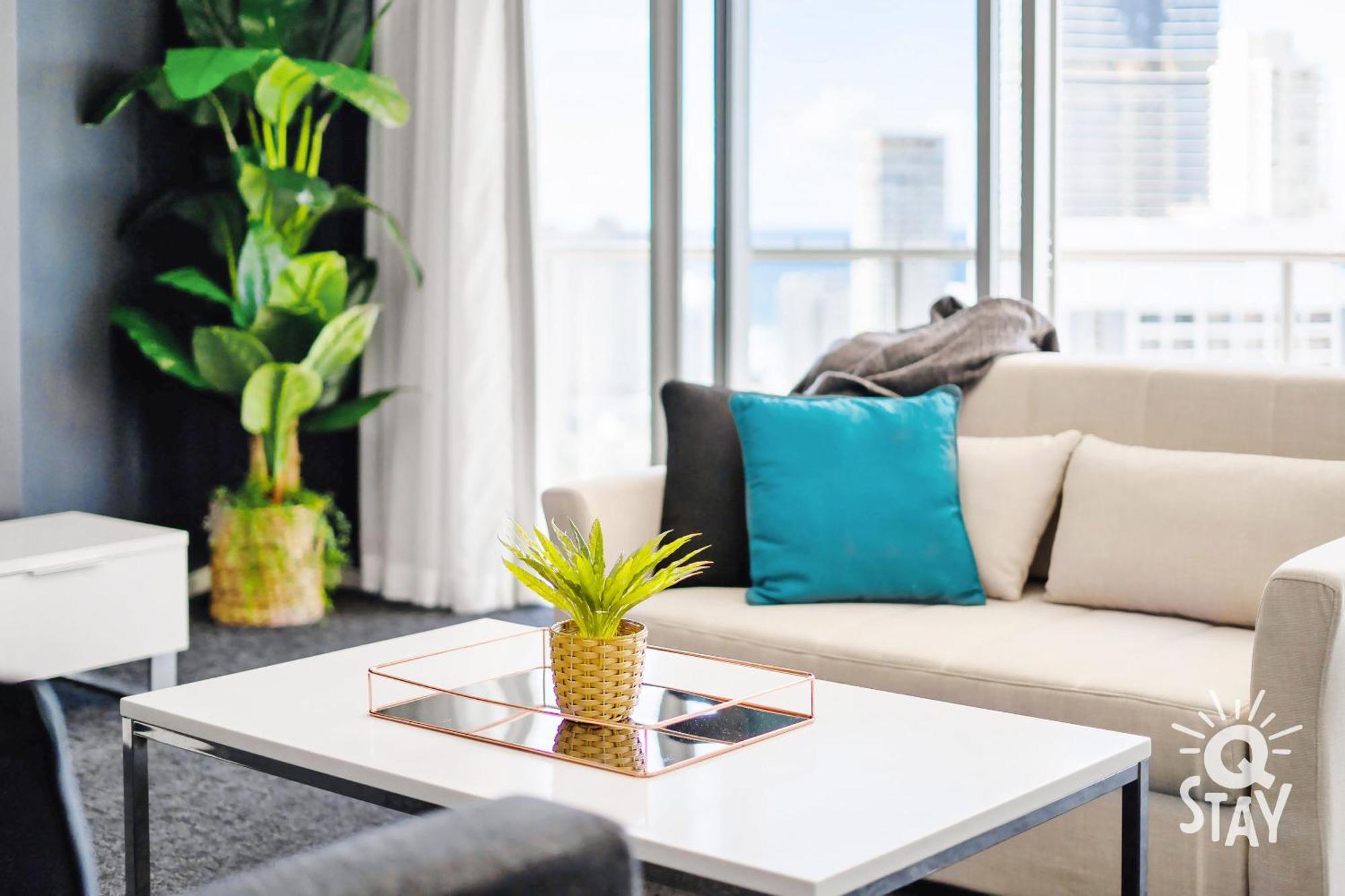 Chevron Renaissance Surfers Paradise Mid Week Madness Deal - Q Stay Guldkusten Exteriör bild
