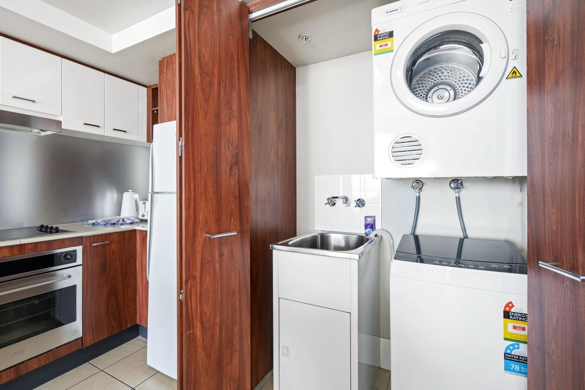 Chevron Renaissance Surfers Paradise Mid Week Madness Deal - Q Stay Guldkusten Exteriör bild
