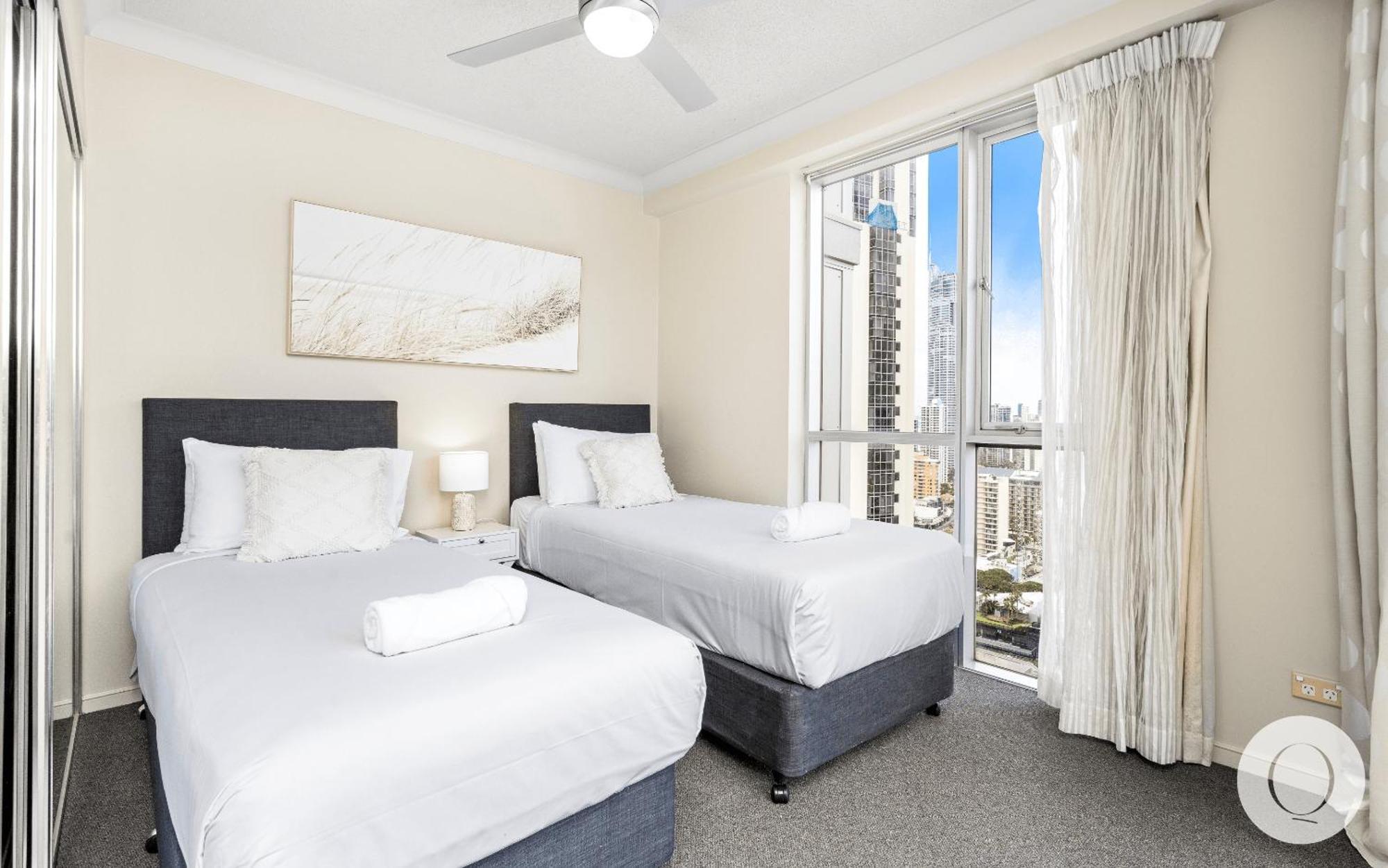 Chevron Renaissance Surfers Paradise Mid Week Madness Deal - Q Stay Guldkusten Exteriör bild