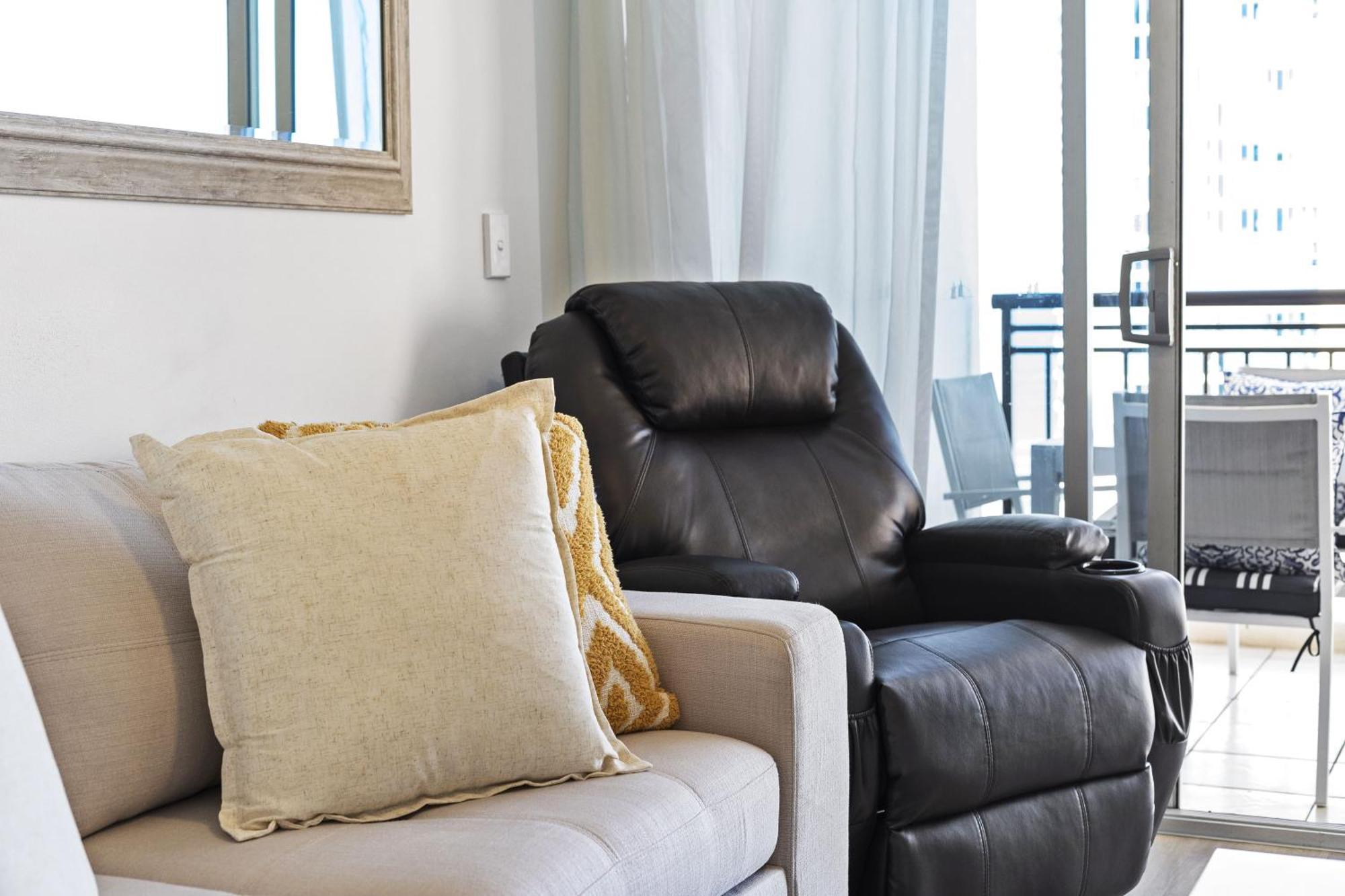 Chevron Renaissance Surfers Paradise Mid Week Madness Deal - Q Stay Guldkusten Exteriör bild