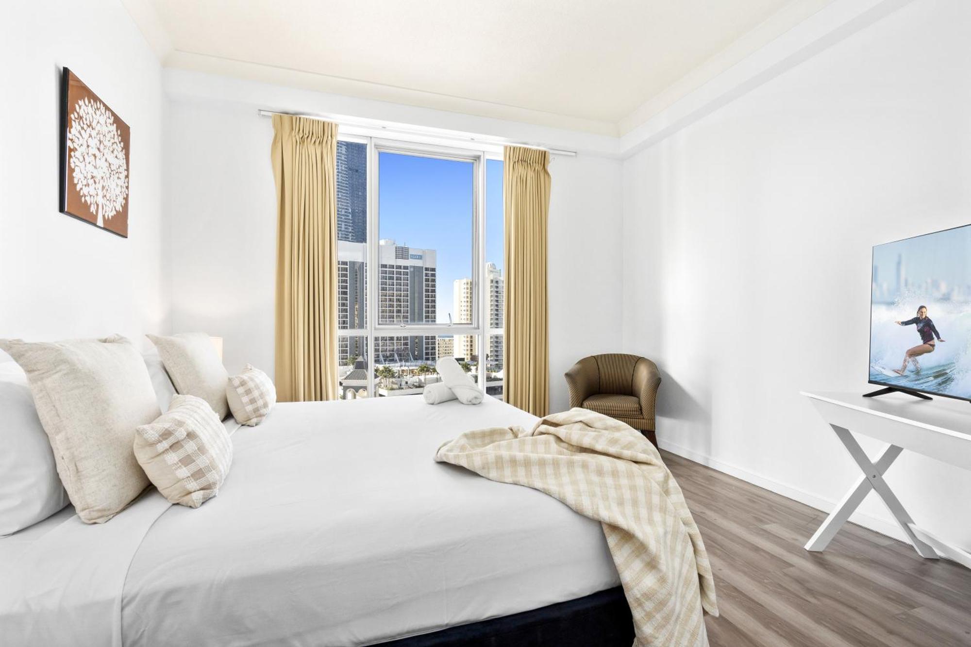 Chevron Renaissance Surfers Paradise Mid Week Madness Deal - Q Stay Guldkusten Exteriör bild