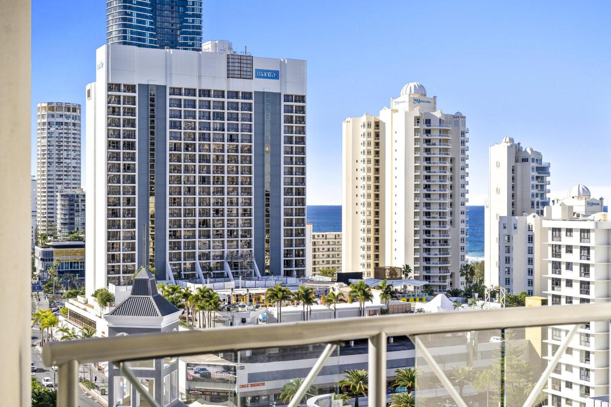 Chevron Renaissance Surfers Paradise Mid Week Madness Deal - Q Stay Guldkusten Exteriör bild